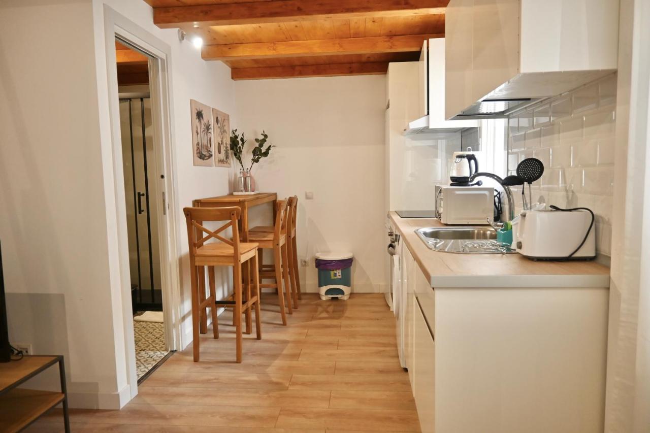 Encantador Estudio Temporal Con Cama En Mezanine Cerca De La Vibrante Avenida Albufera Mpe35 Apartamento