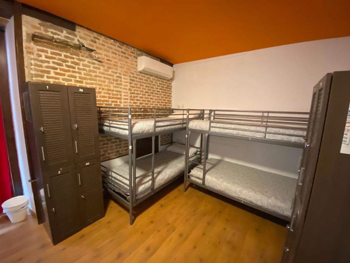 Arc House Pop Art Hostel Madrid