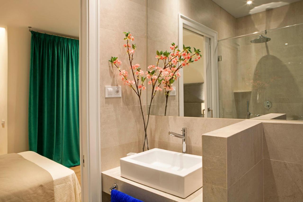 Jacinto Benavente-chromotheraphy Experience Apartamento Madrid