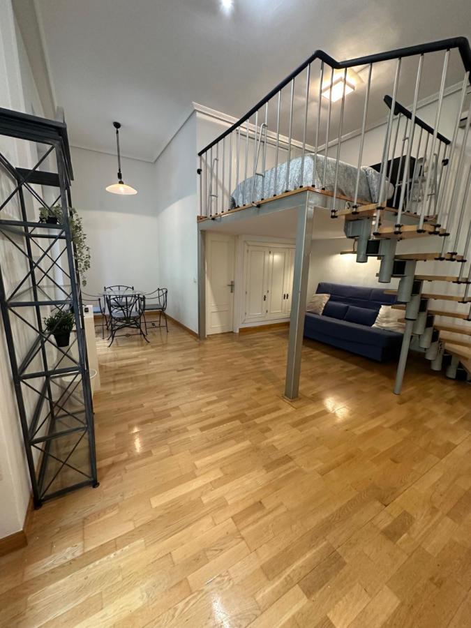 Apartment Debod