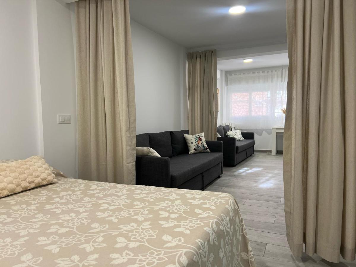 Para 10 Personas En Barrio Del Pilar Apartment Madrid