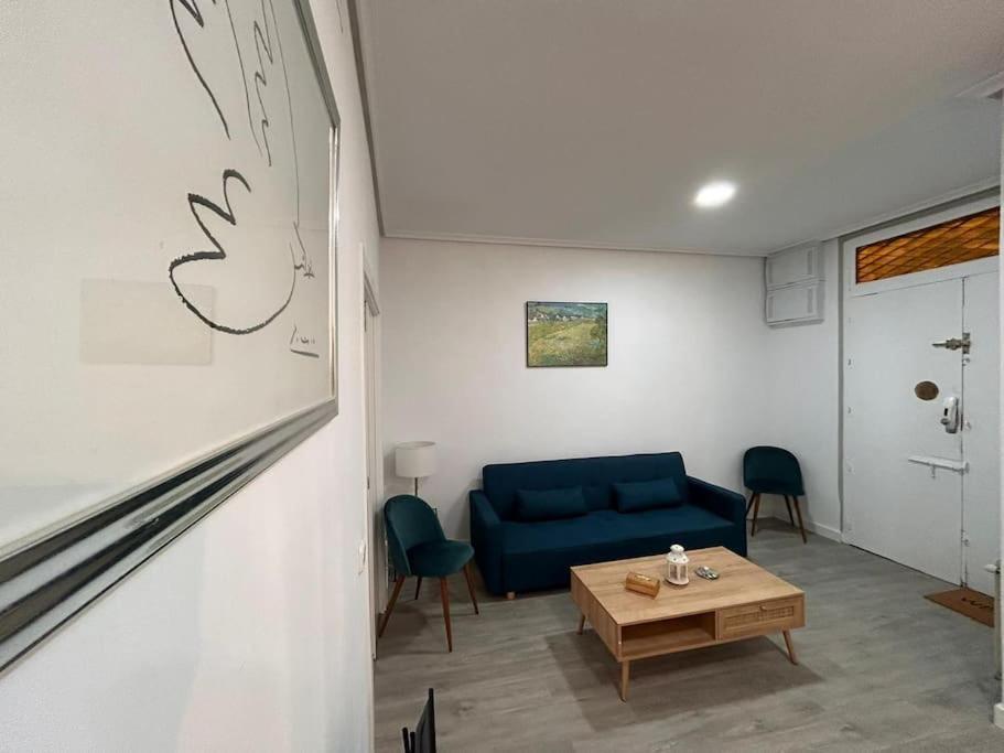 Stunning In Gran Via For 4 People. S3 Apartamento