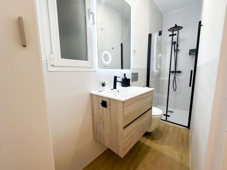 Apartamento Cozy 2bd Flat City Center + Ac Madrid