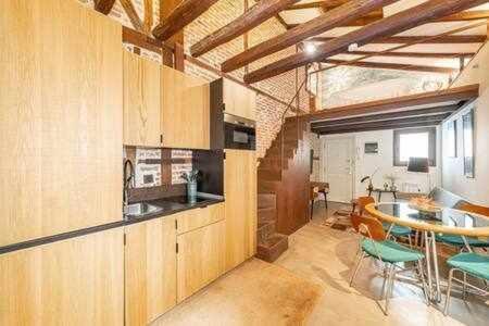 Apartamento Peaceful Y Beautiful Apt In La Latina