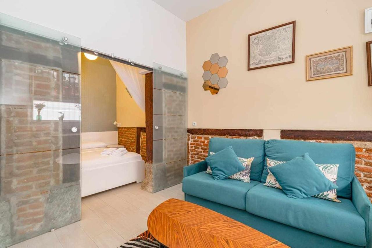 Apartamento Lovely In La Latina Plaza Mayor Madrid