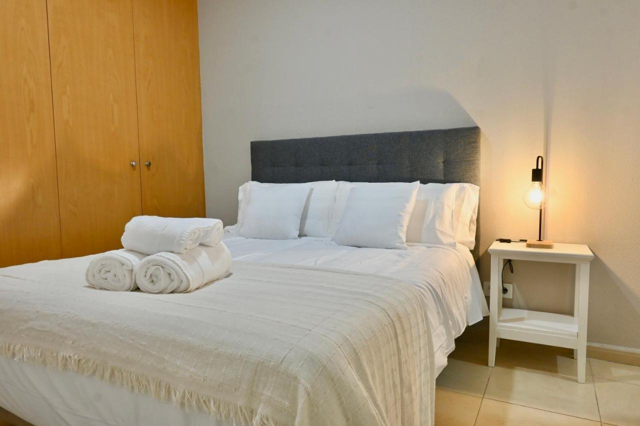 For Acogedor Temporal De 1 Y Salon, A Pasos De Gran Via Inf3d Apartamento *
