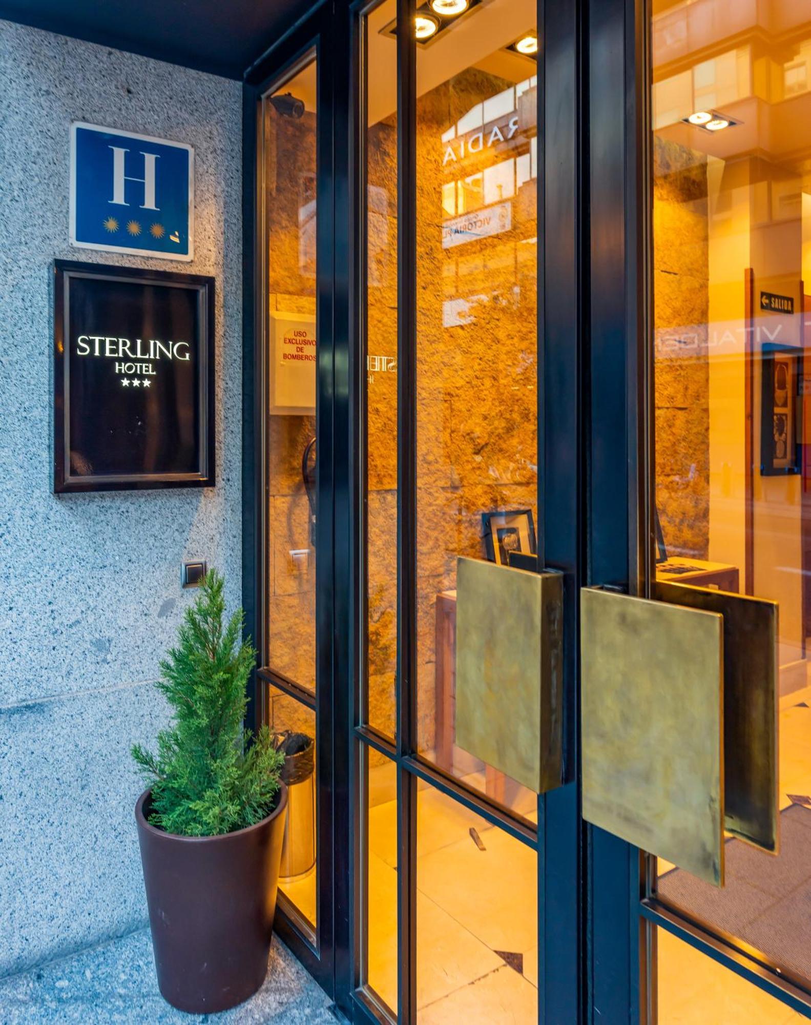 Sterling Hotel 3*
