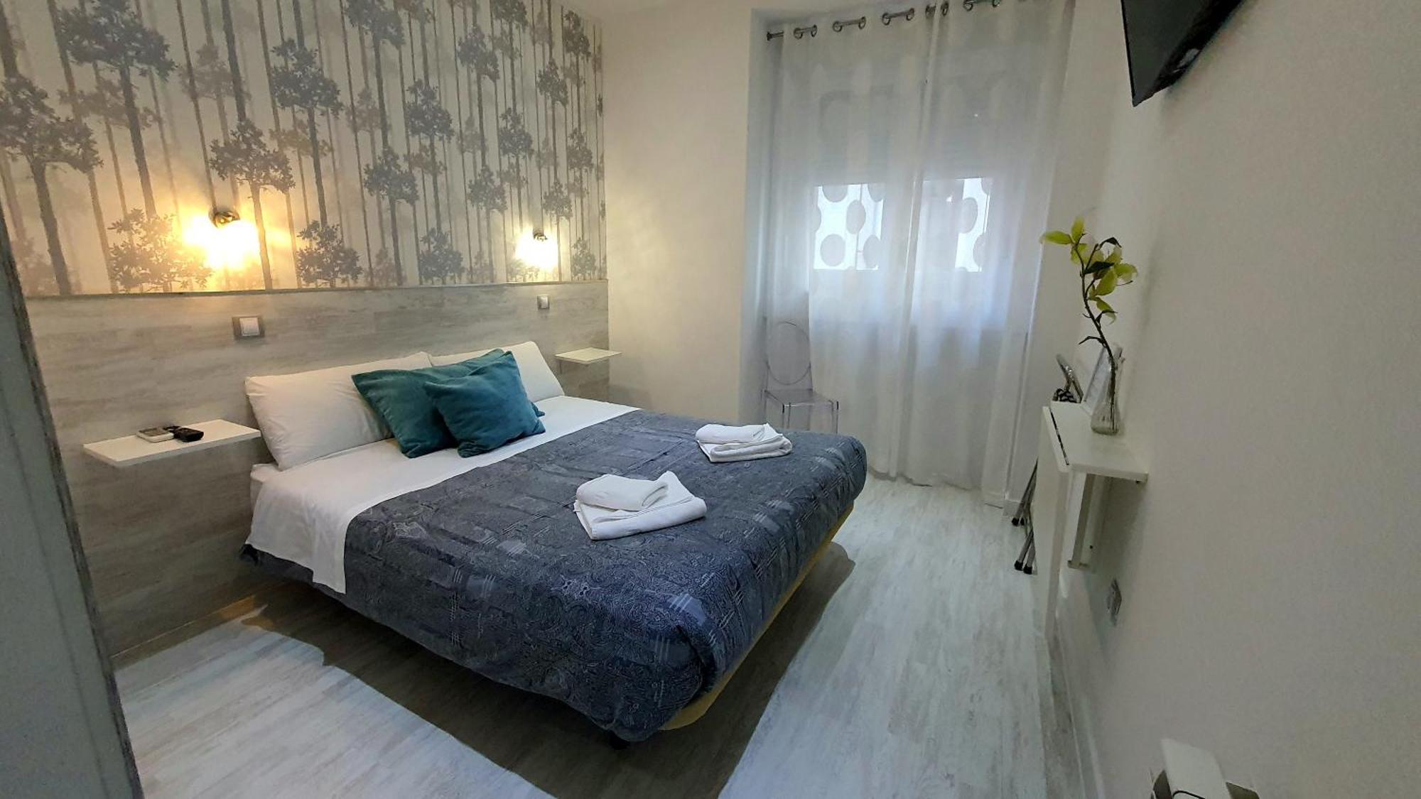 Met Guest house *