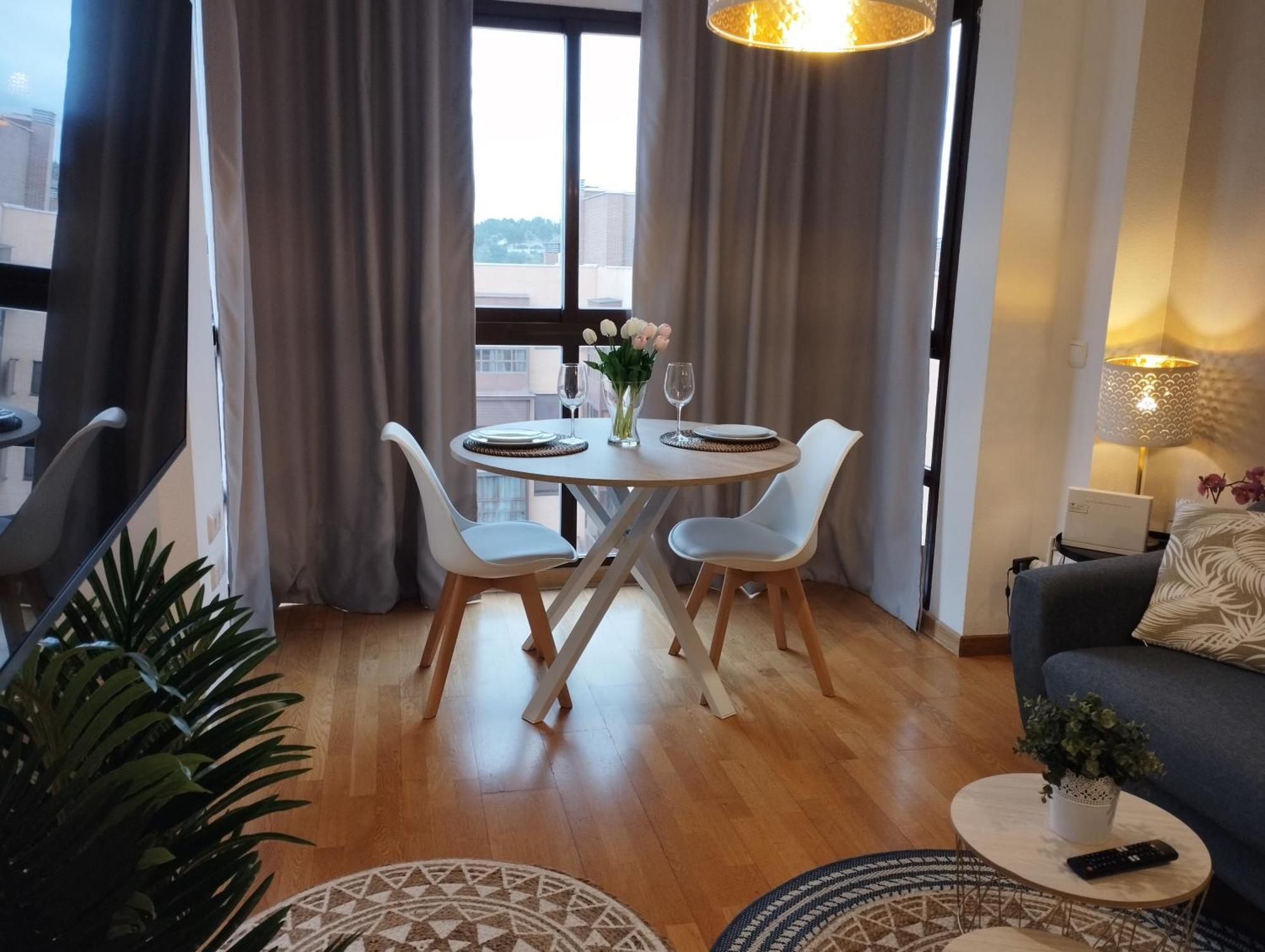 Pirra - Aeropuerto Ifema Apartamento Madrid