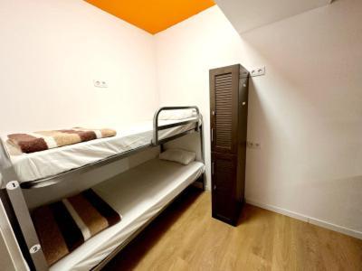 Arc House - Puerta Del Sol Only Adults Hostal Madrid