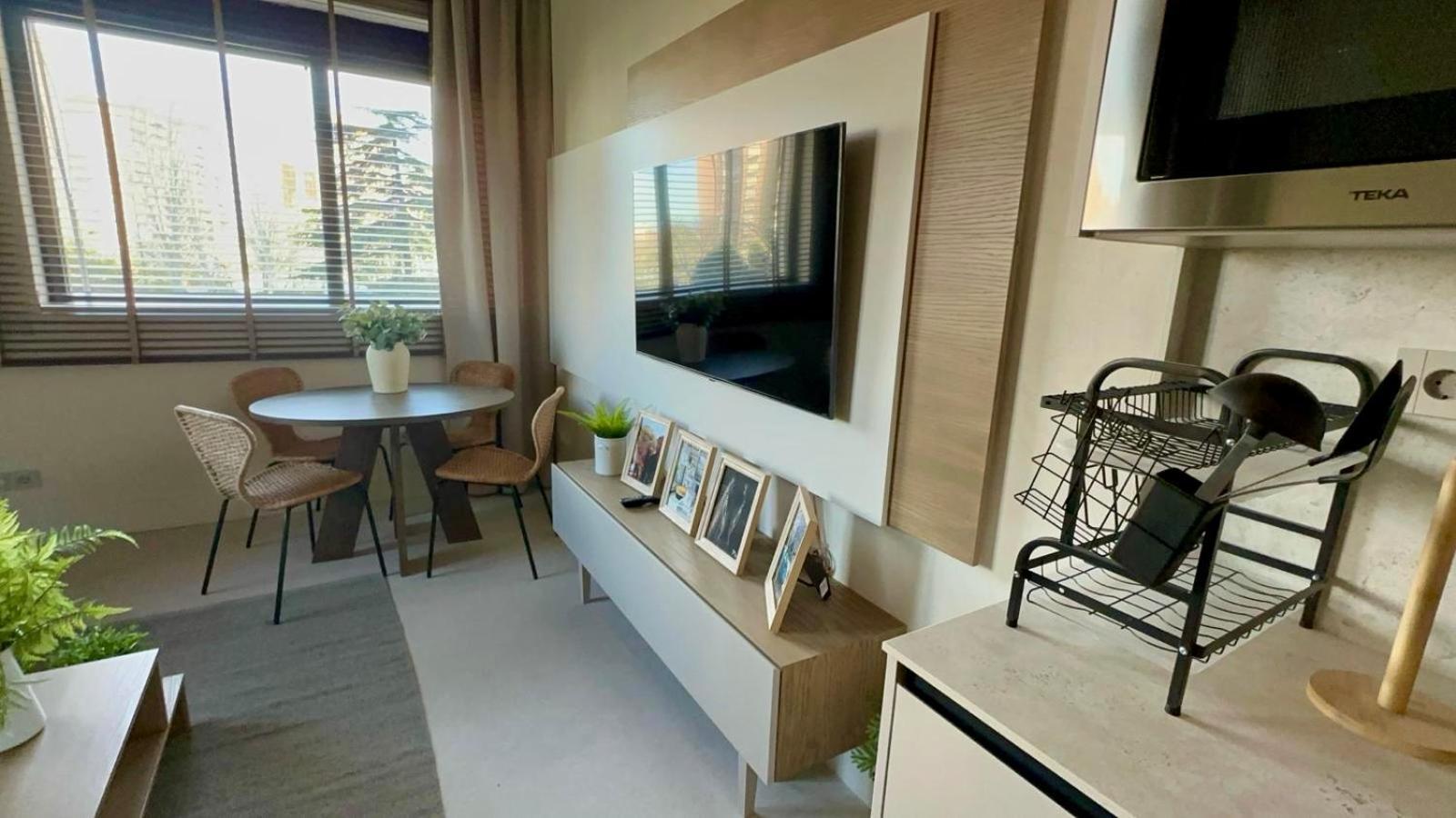 Apartamento Arturo Soria Con Piscina Y Bar Madrid
