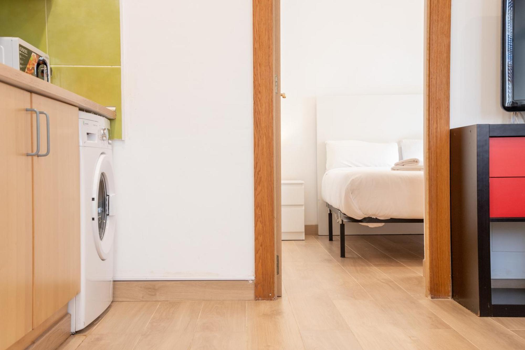 10 Min De Aeropuerto Y 3 Min De Ifema Apartamento