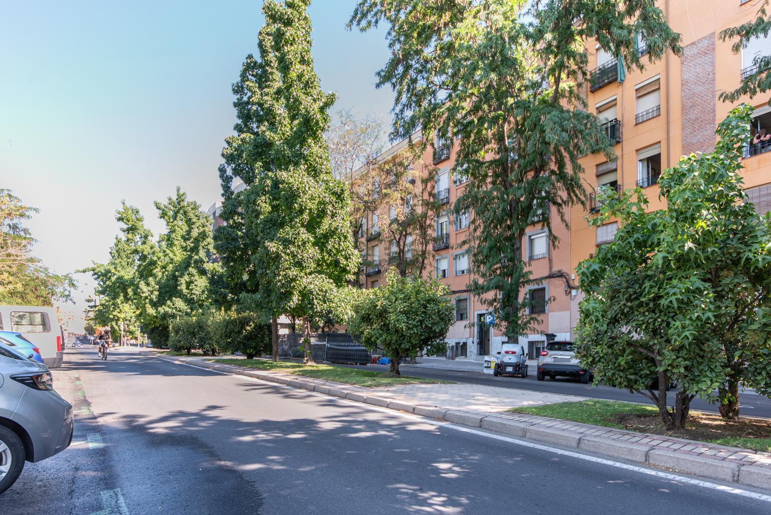 Deluxe. 2br 1bt. Elevator. Apartamento Madrid