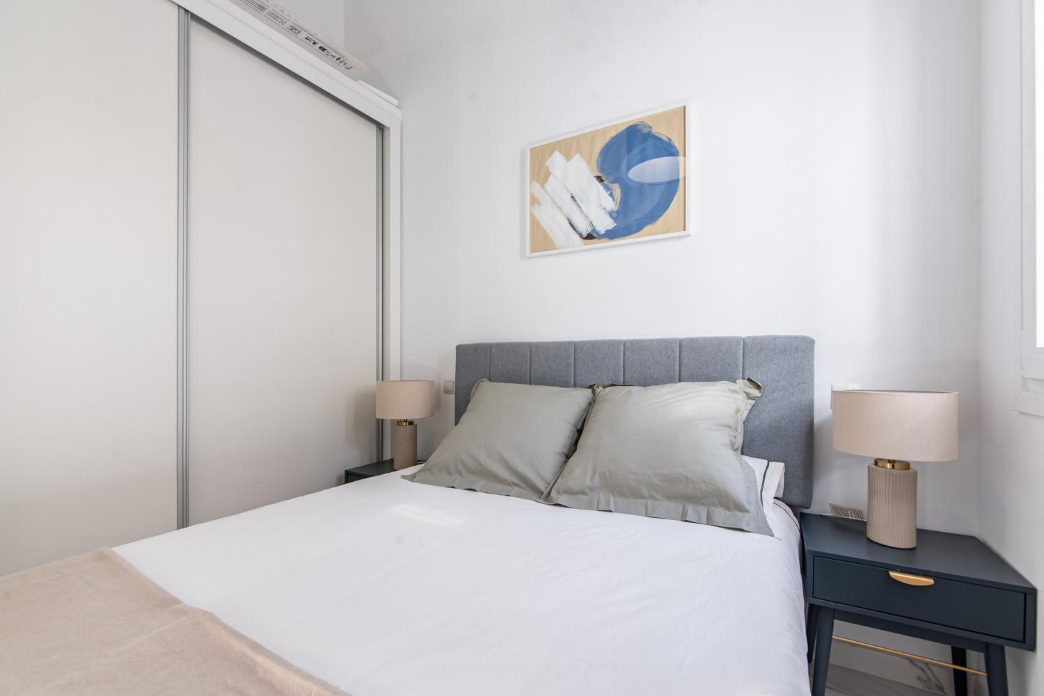Deluxe. 2br 1bt. Elevator. Apartamento Madrid