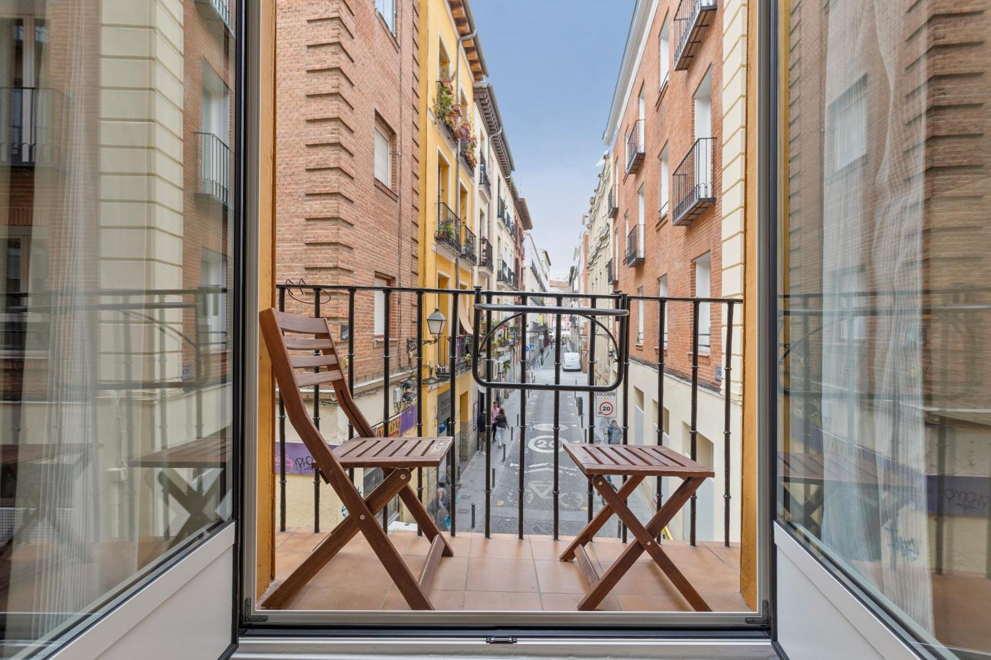 4 Bears Sharehome Madrid