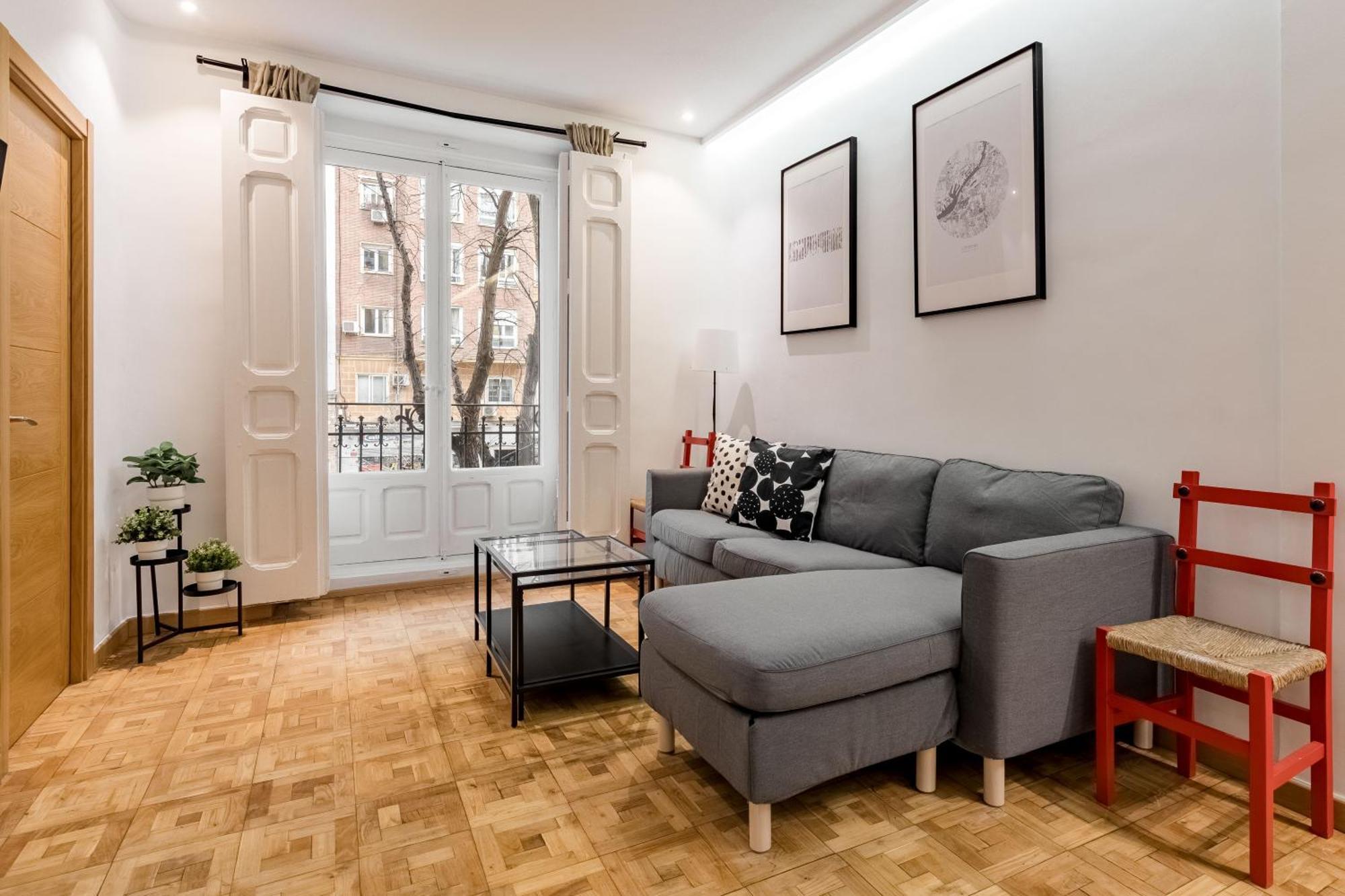 Charming Embajadores Ii - Apartamento *