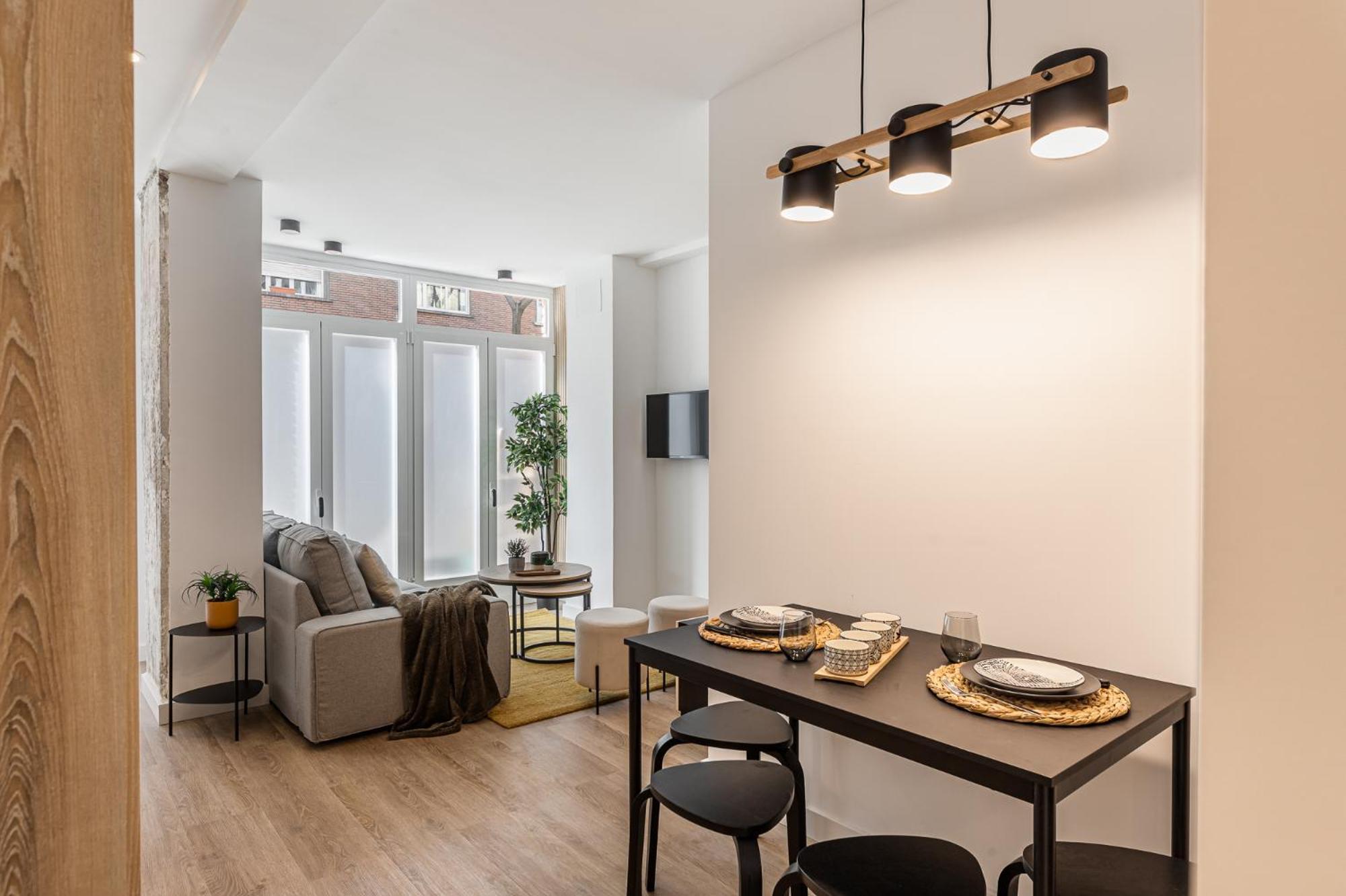 Queens Salamanca I - Alquiler Corta Duracion Apartamento *