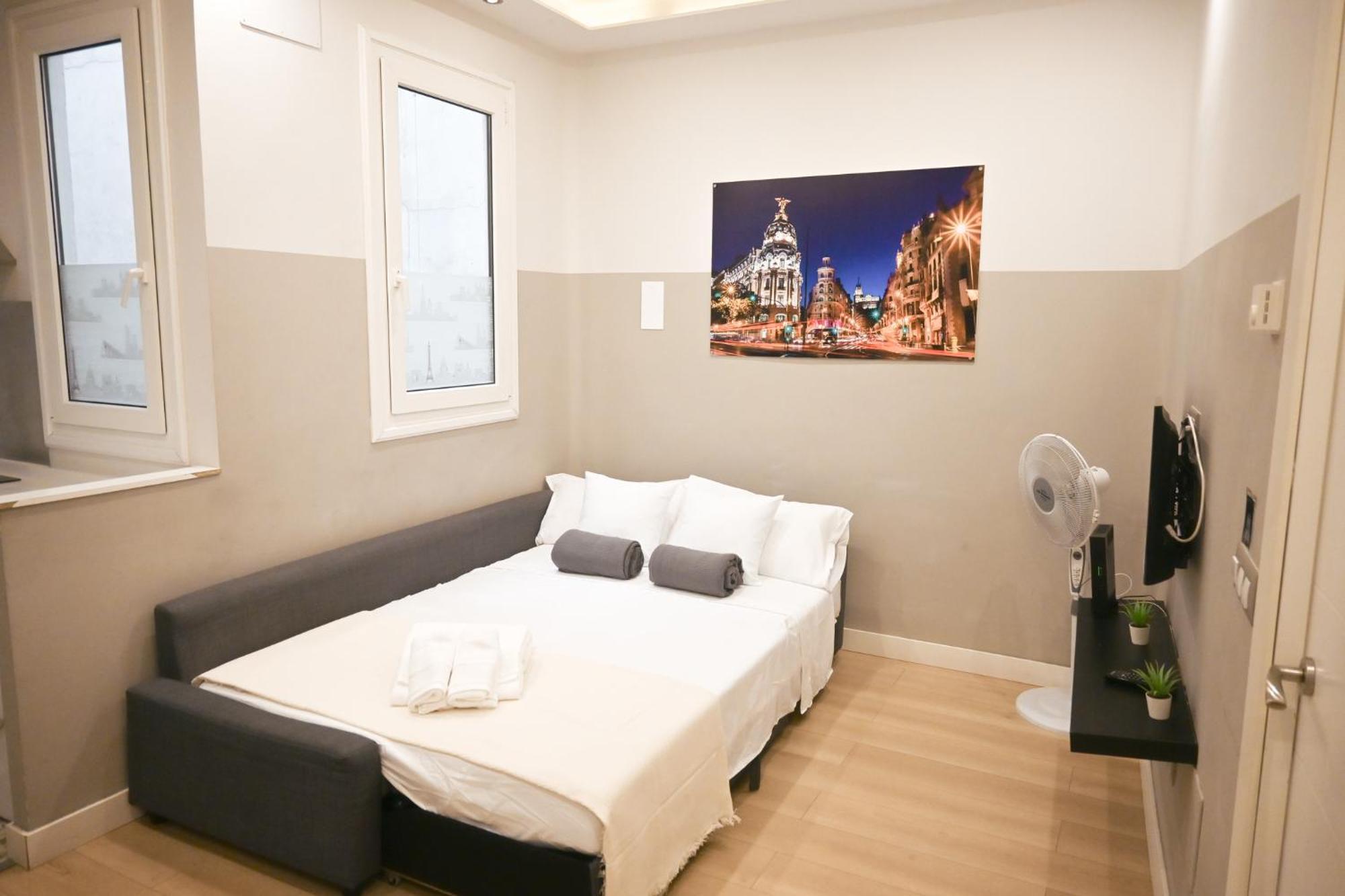 For Temporal Paloma-la Latina Pal4 Apartment Madrid