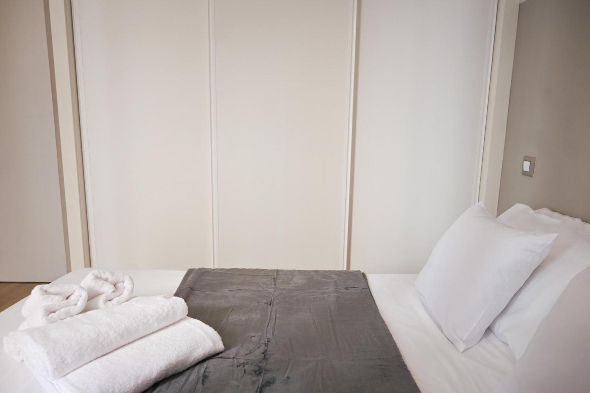 Apartment For Temporal Paloma-la Latina Pal4 Madrid