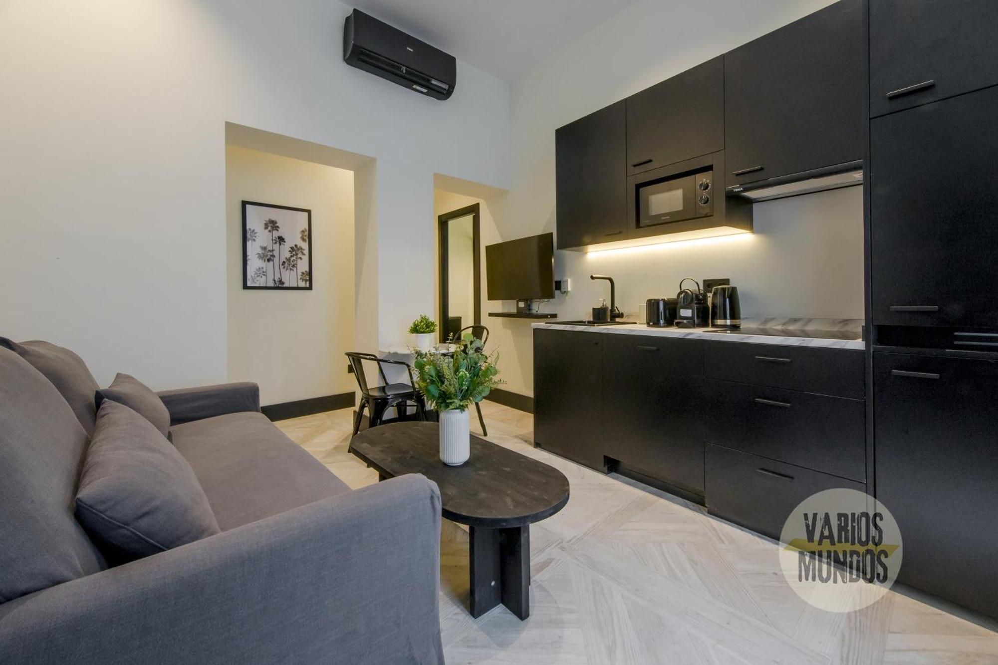 Apartamento Iconic En Plena Plaza Del Carmen 4pax E3 Madrid