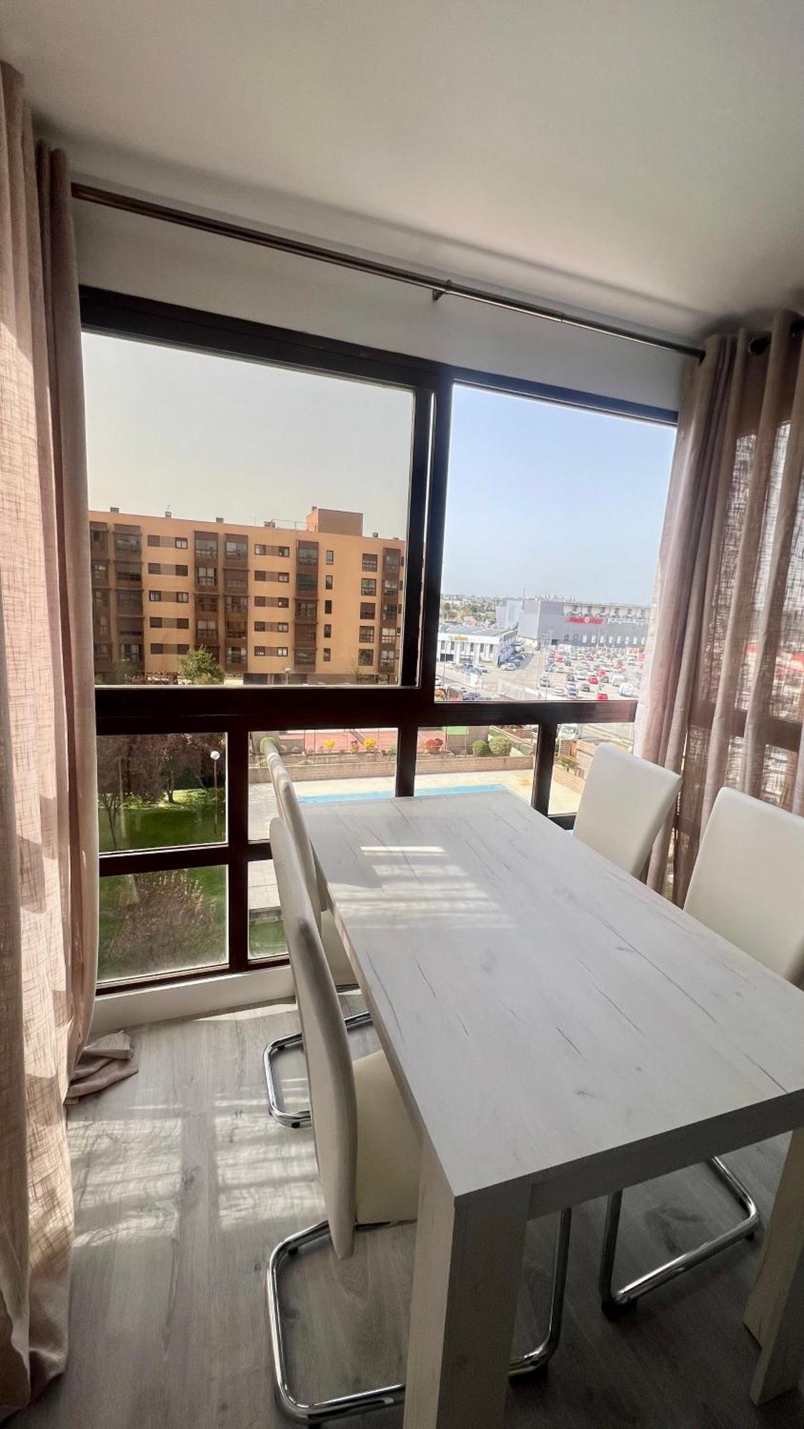House Boutique , Aeropuerto , Ifema Apartamento *