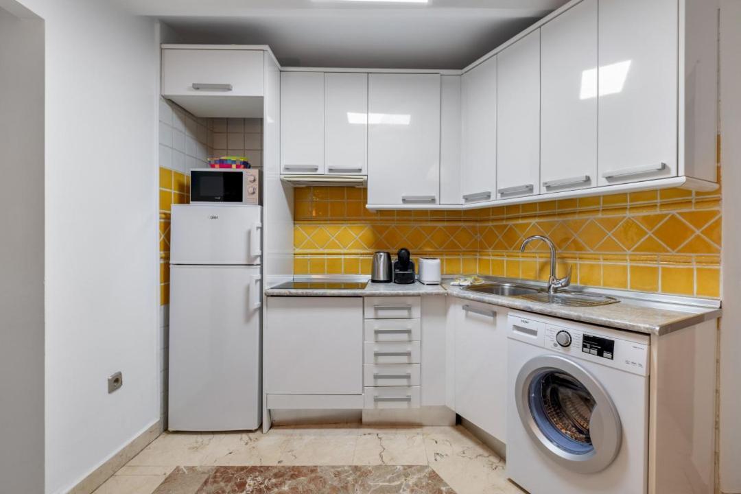 2 Bedroom 1 Bathroom Furnished - Sol - Cozy Vintage - Mintystay Apartamento