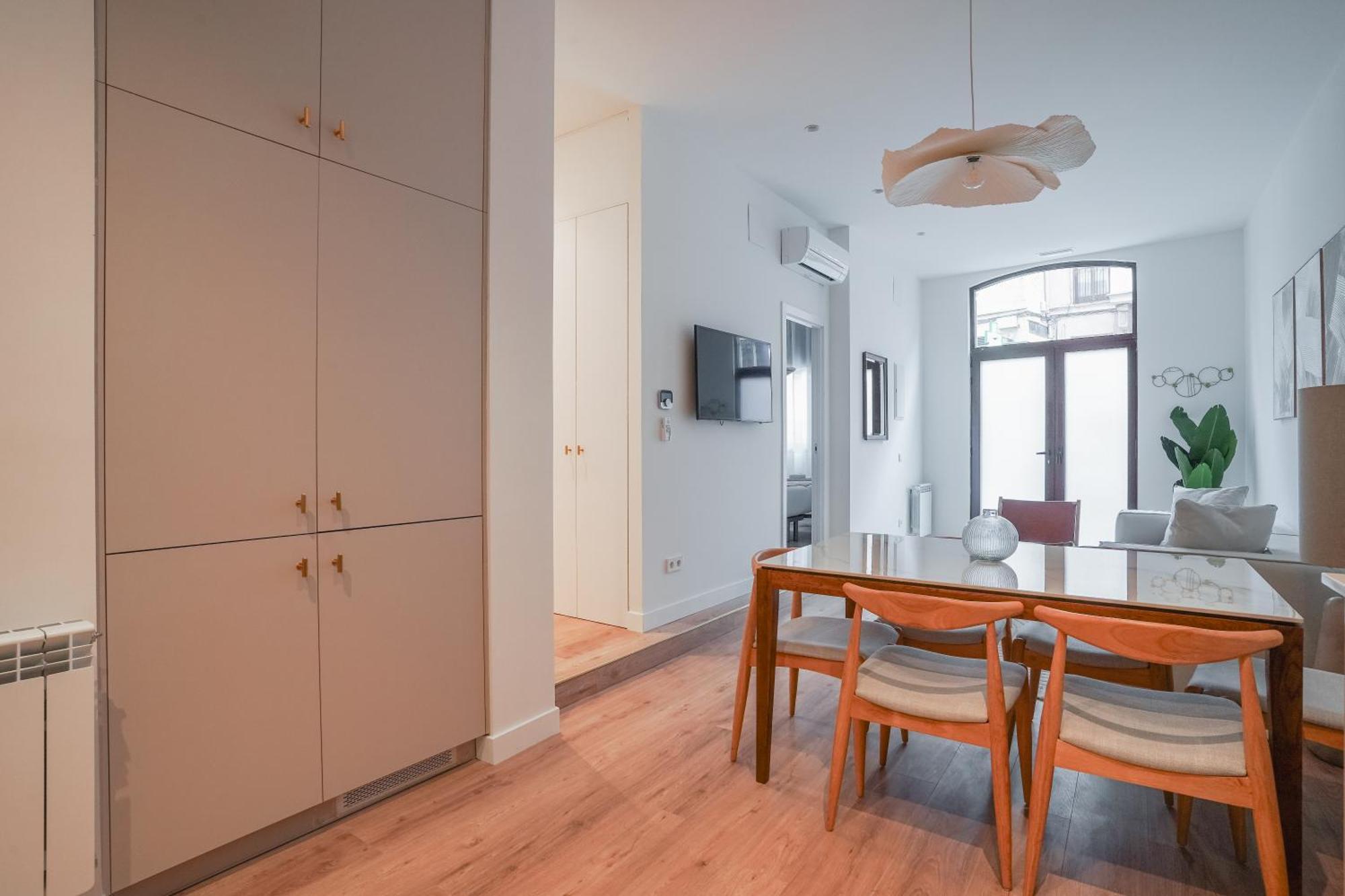 Apartamento Amazing Apartment-3bedrooms 3bathrooms-lavapies