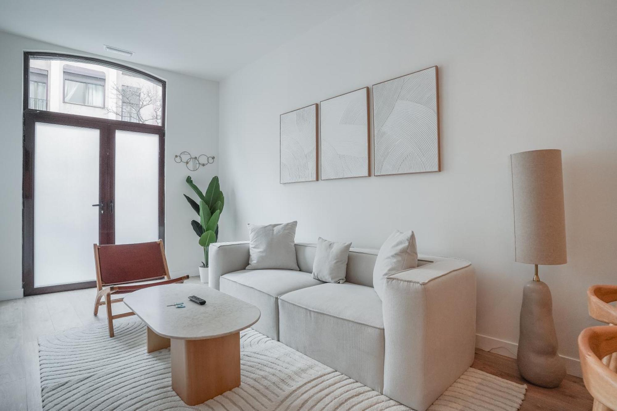 Amazing Apartment-3bedrooms 3bathrooms-lavapies Apartamento