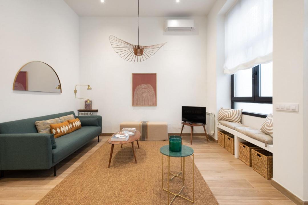Apartment 2 Bedrooms 2 Bathrooms Furnished - Chamberi - Modern - Mintystay *