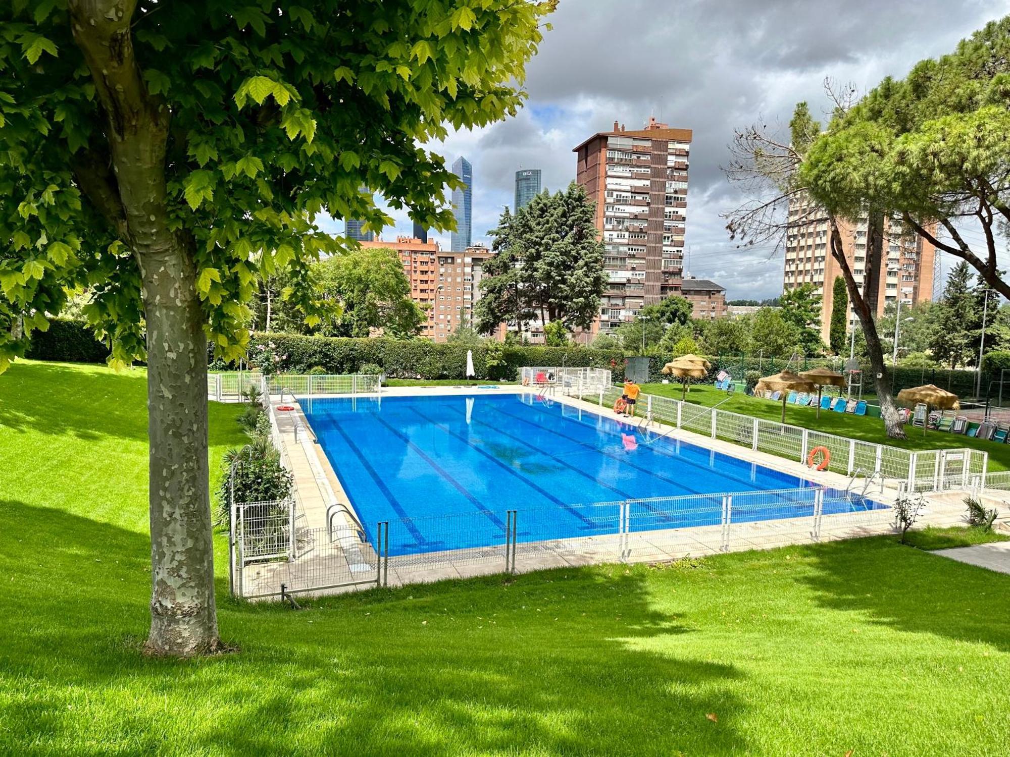 Apartamento Arturo Soria Con Piscina Y Bar