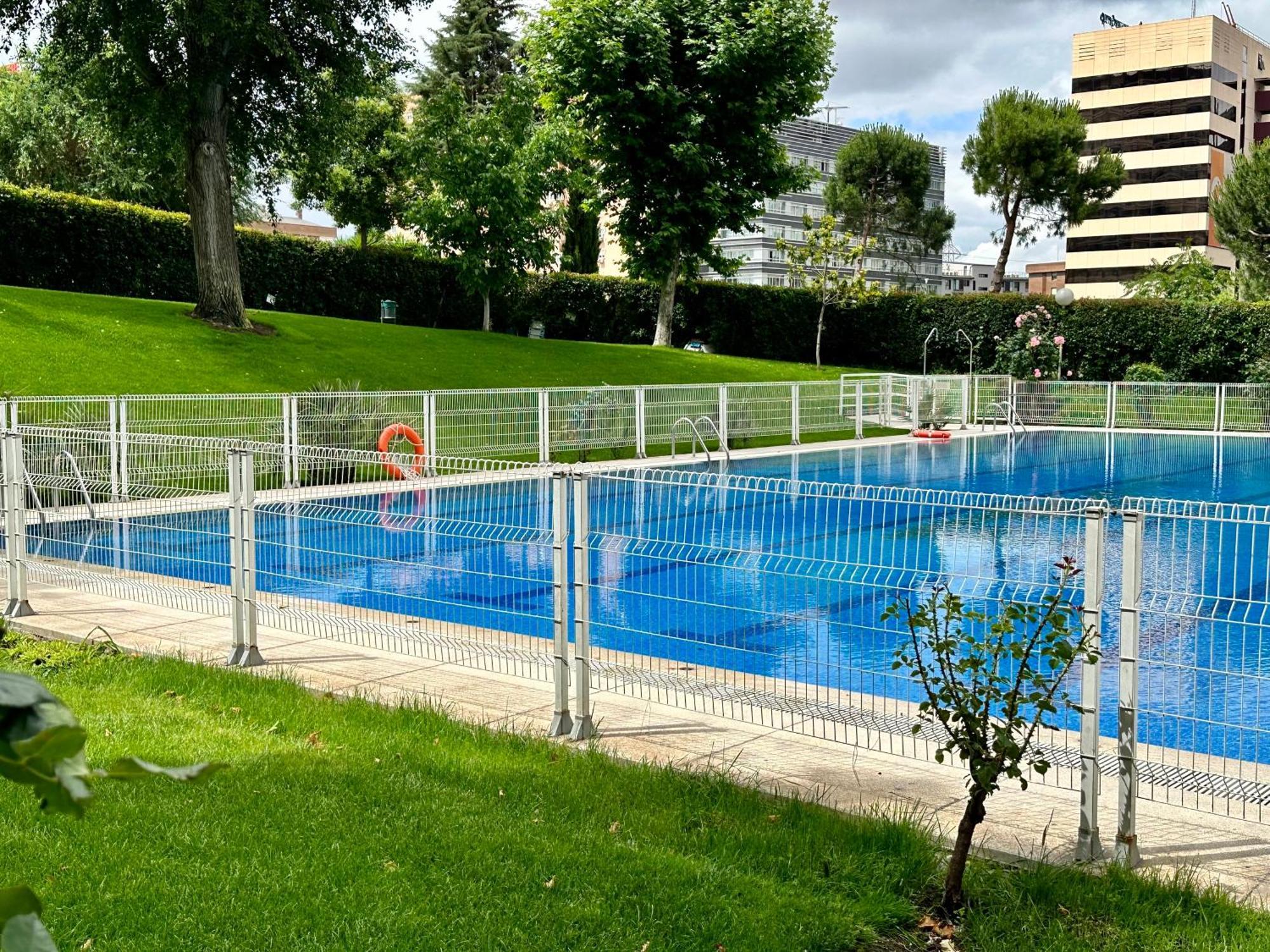 Apartamento Arturo Soria Con Piscina Y Bar *