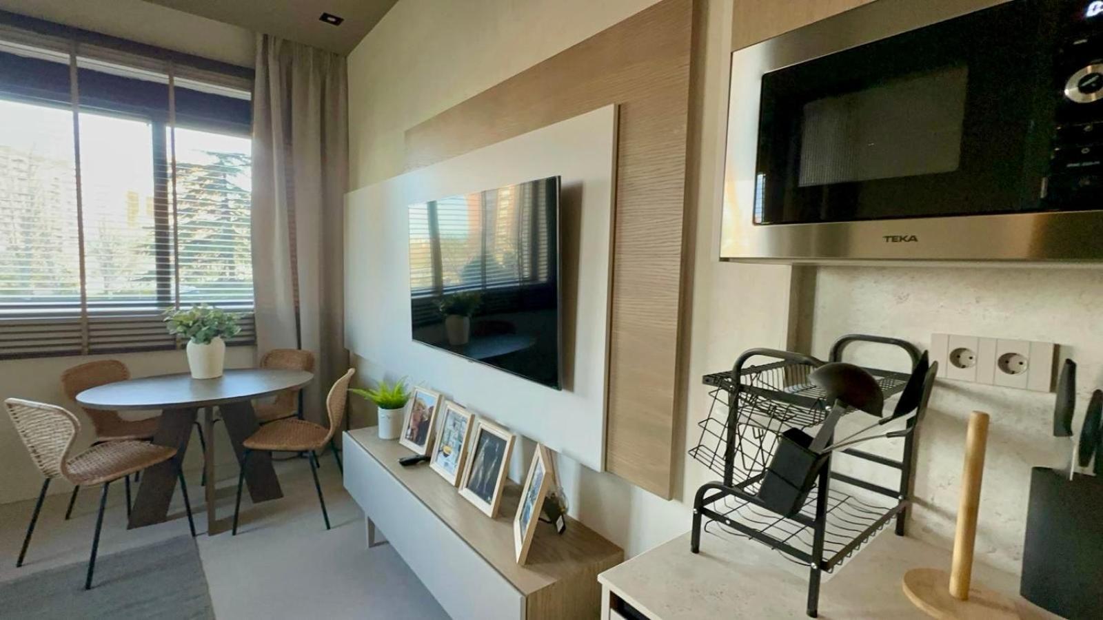 Apartamento Arturo Soria Con Piscina Y Bar