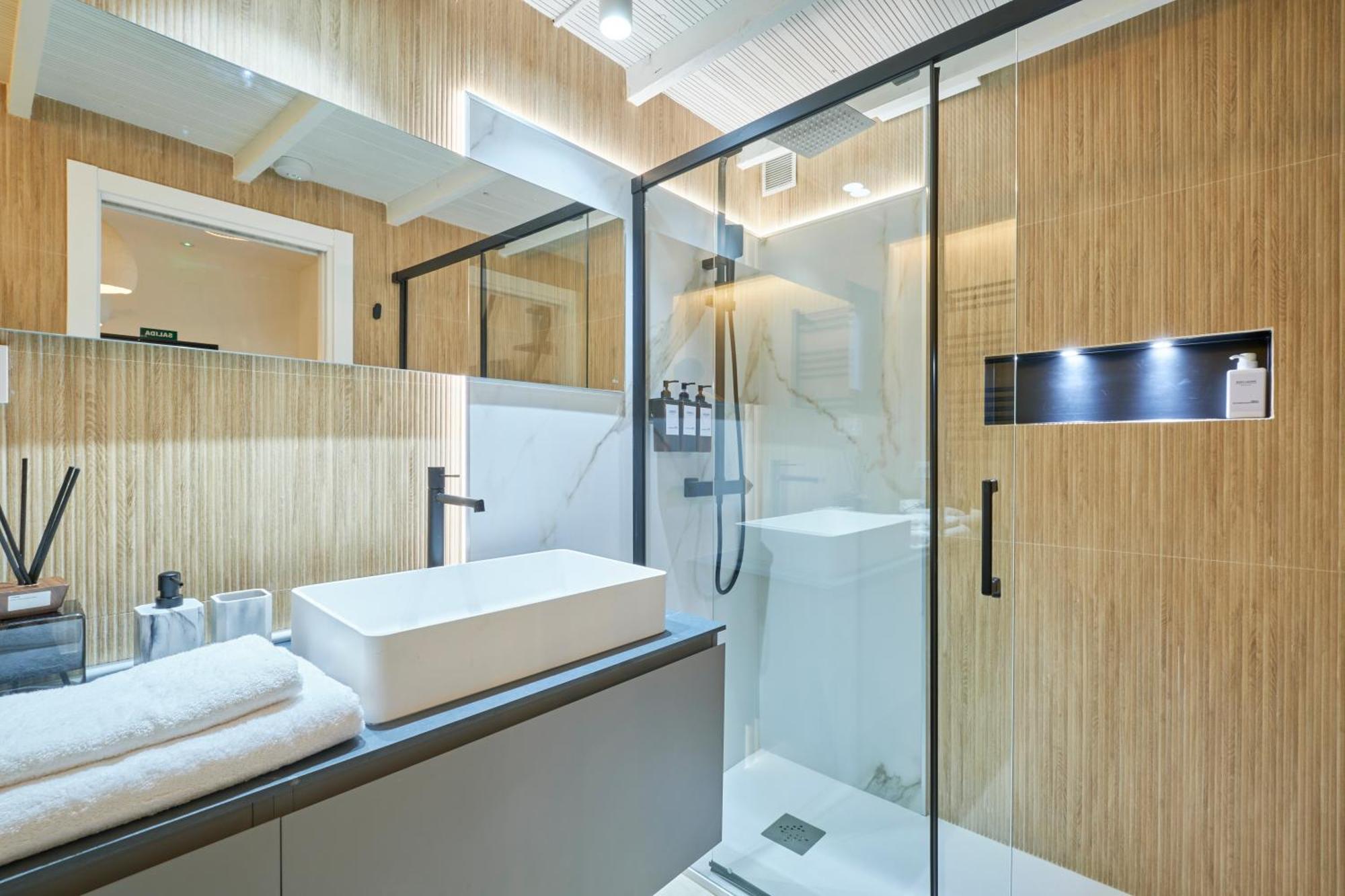 Apartment Urban Comfort *