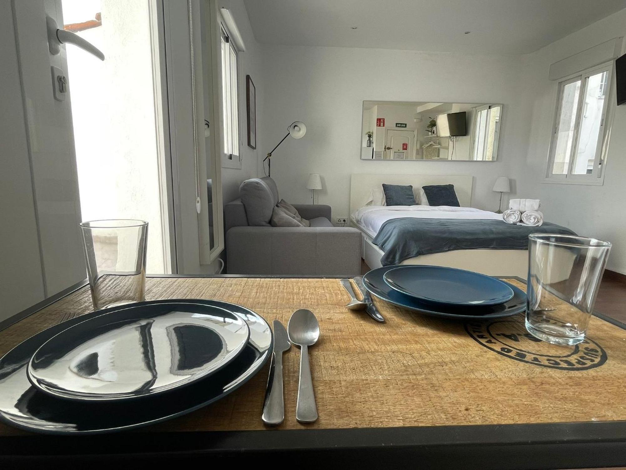 Estudio Con Terraza Ibizaretiro I Homestay *