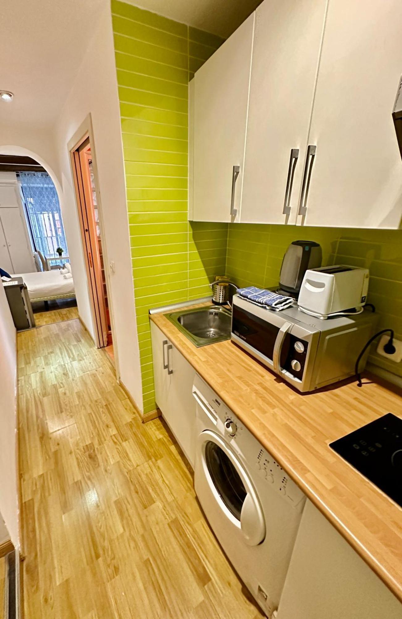 Apartment Wakaflats 3, Centro Madrid, Chueca, Barbi