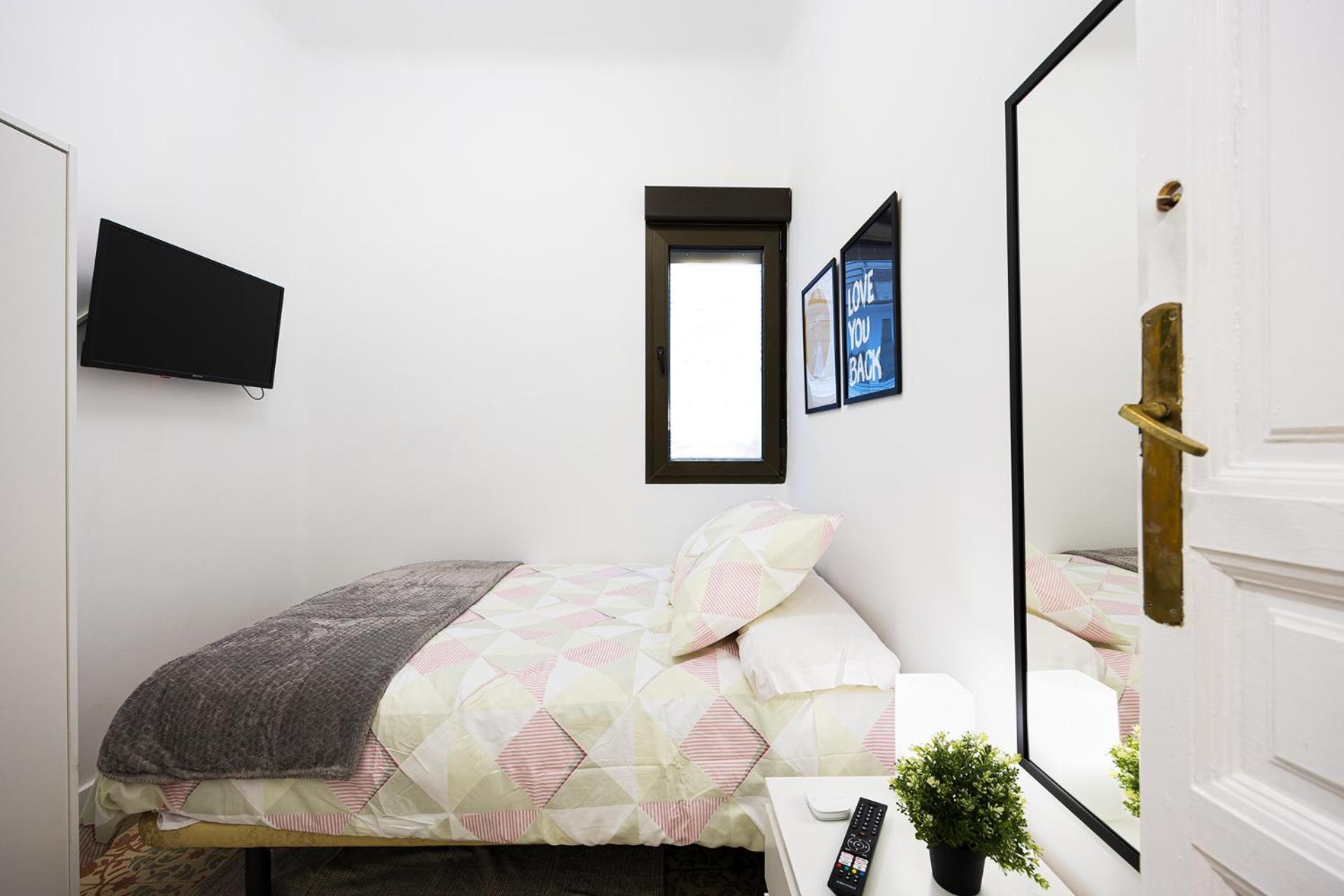 Anton Habitación en casa particular Madrid