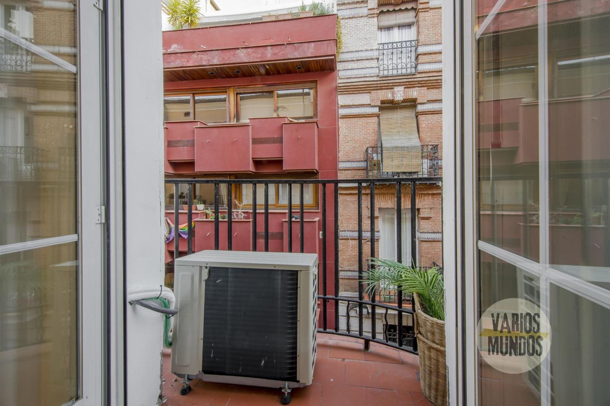 Calle Regueros Loft 3pax En Pleno Chueca Apartamento *