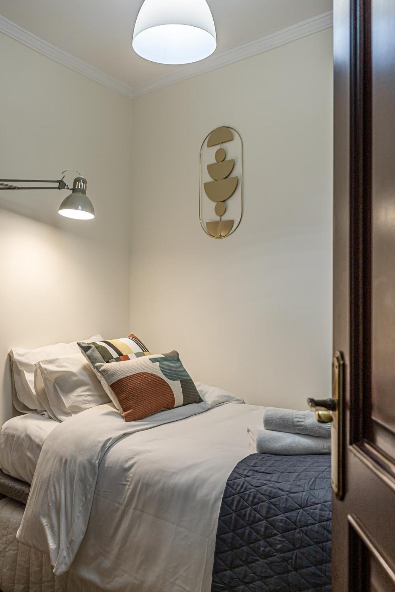 Waou Puerta Del Sol Iii - Alquiler Corta Duracion Apartamento