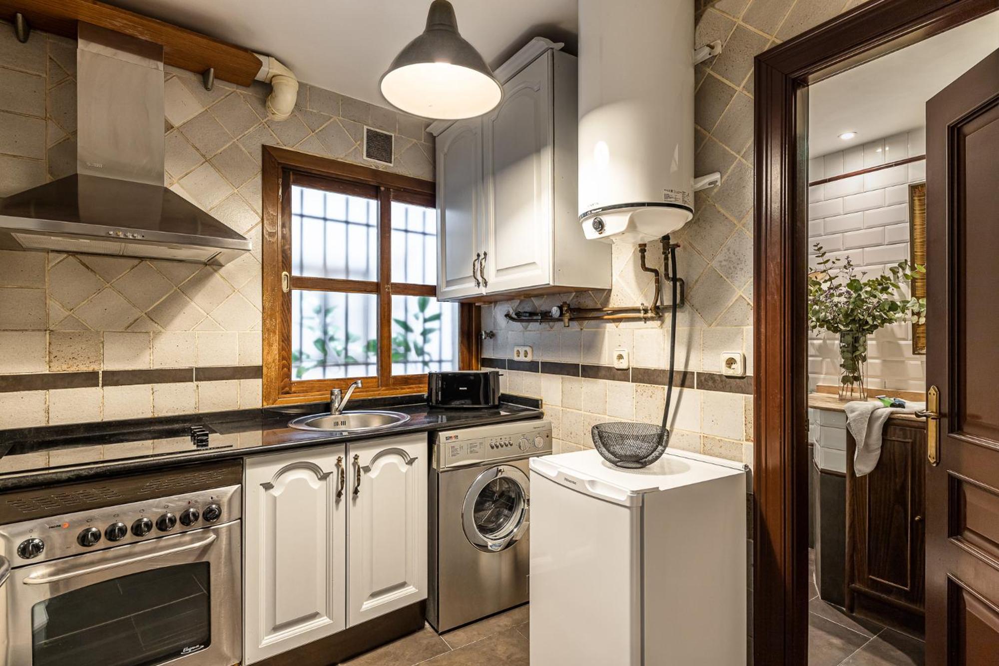 Apartamento Waou Puerta Del Sol Iii - Alquiler Corta Duracion Madrid