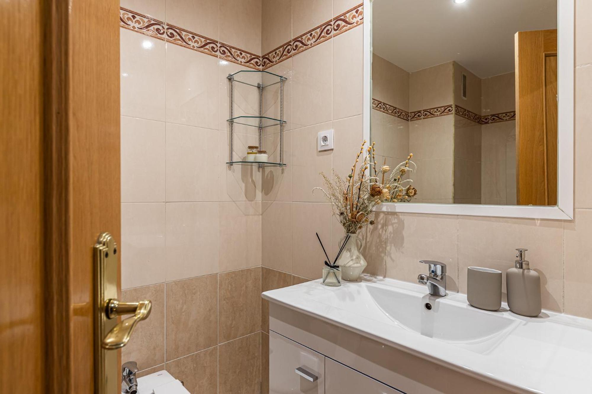 Apartamento Waou Gran Via Iv - Corta Duracion