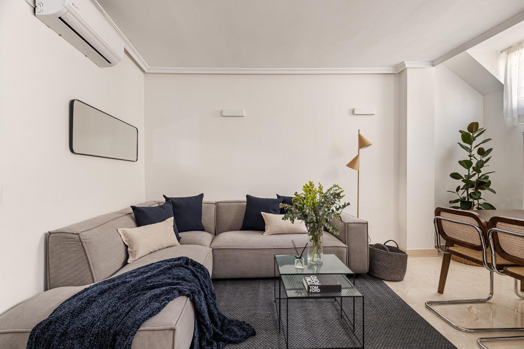 Apartamento Waou Gran Via Attic - Corta Duracion *