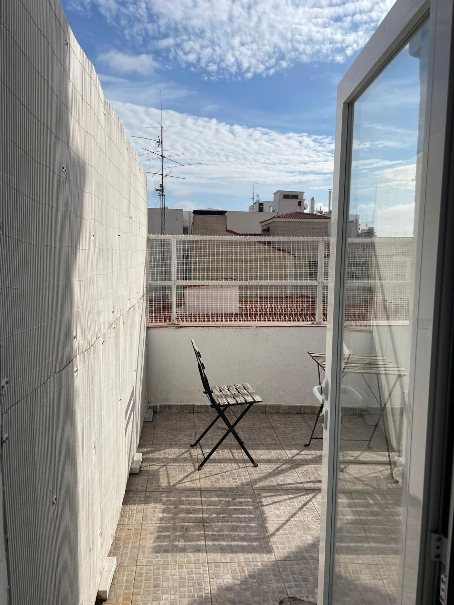 Estudio Con Terraza Ibizaretiro I *