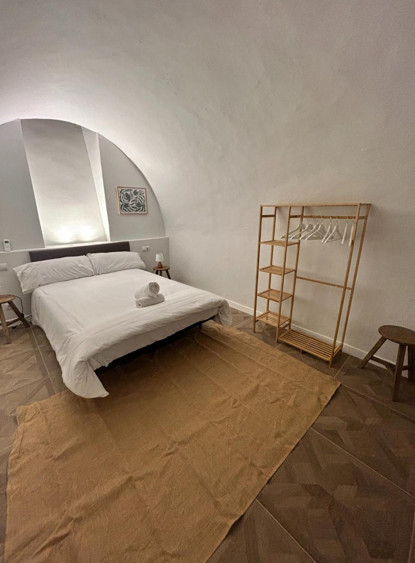 Apartamento Sunny 9pax 4 En Minas-malasana E3