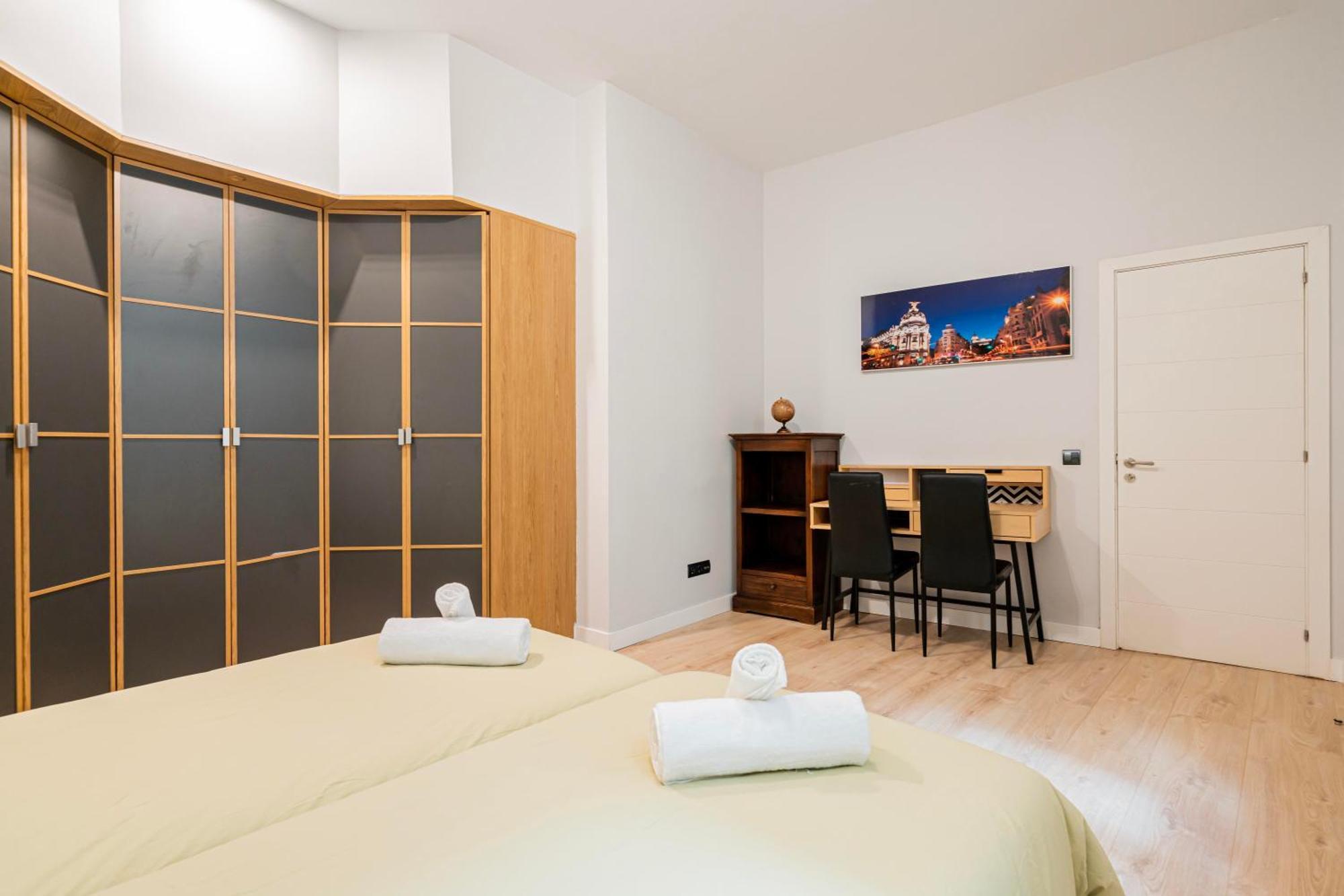 Atocha3 Superb Location - 4bedrooms 2 Baths Apartamento