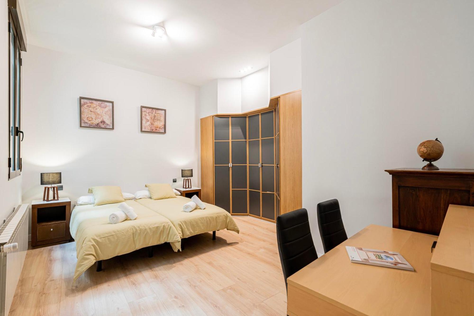 Atocha3 Superb Location - 4bedrooms 2 Baths *