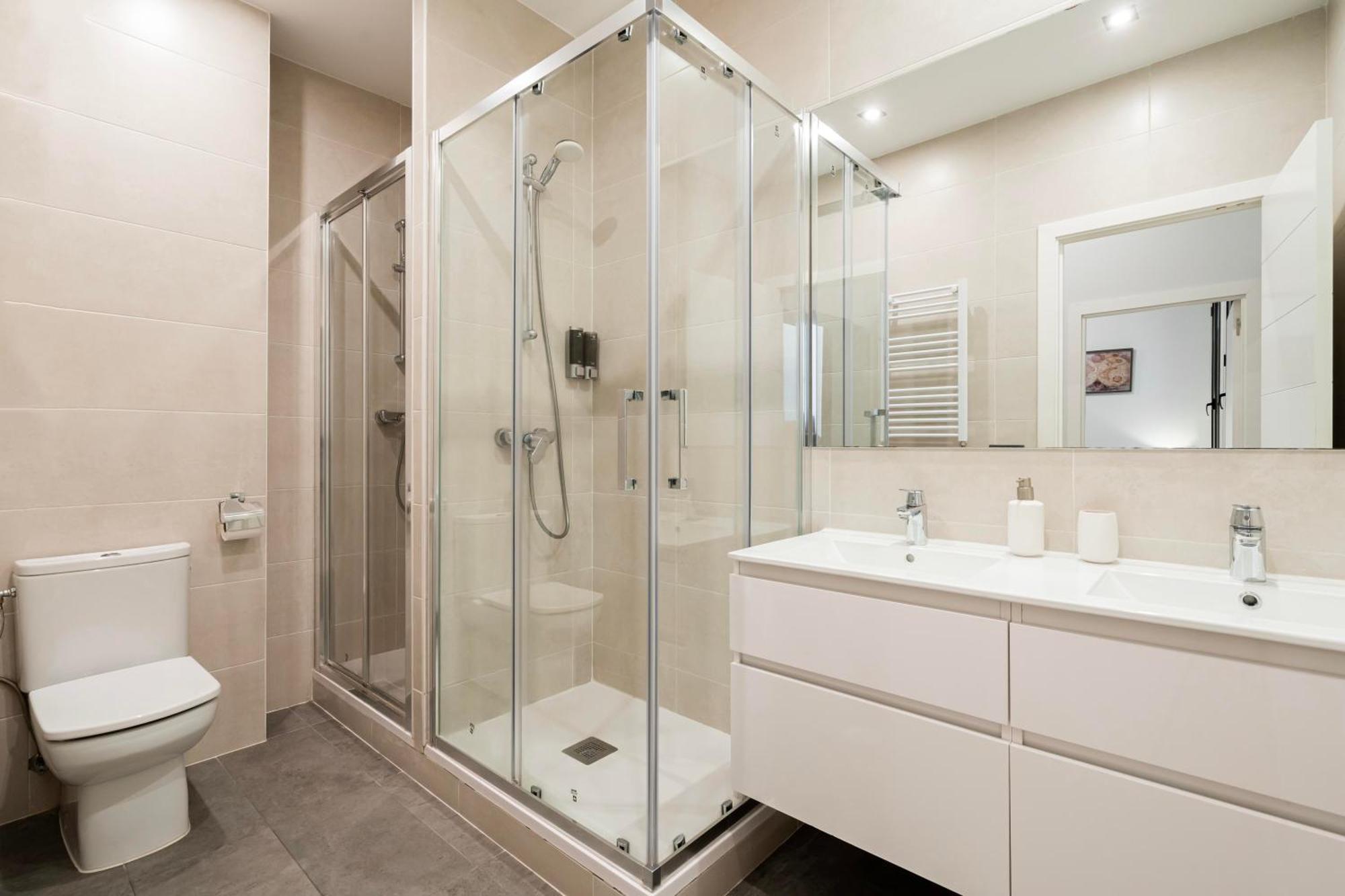 Apartamento Atocha3 Superb Location - 4bedrooms 2 Baths *