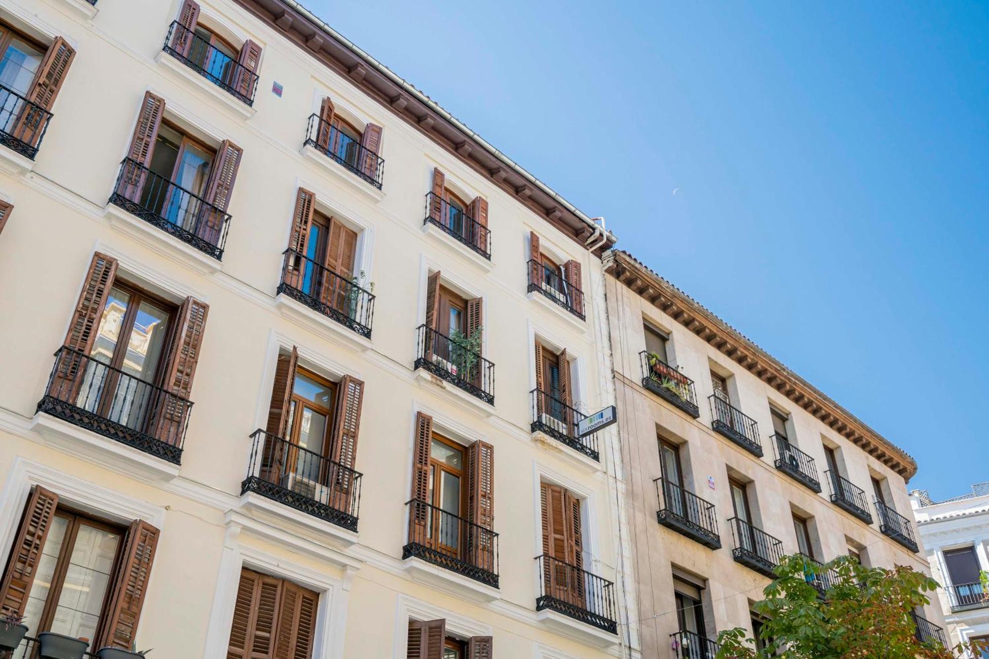 Atocha3 Superb Location - 4bedrooms 2 Baths * Madrid