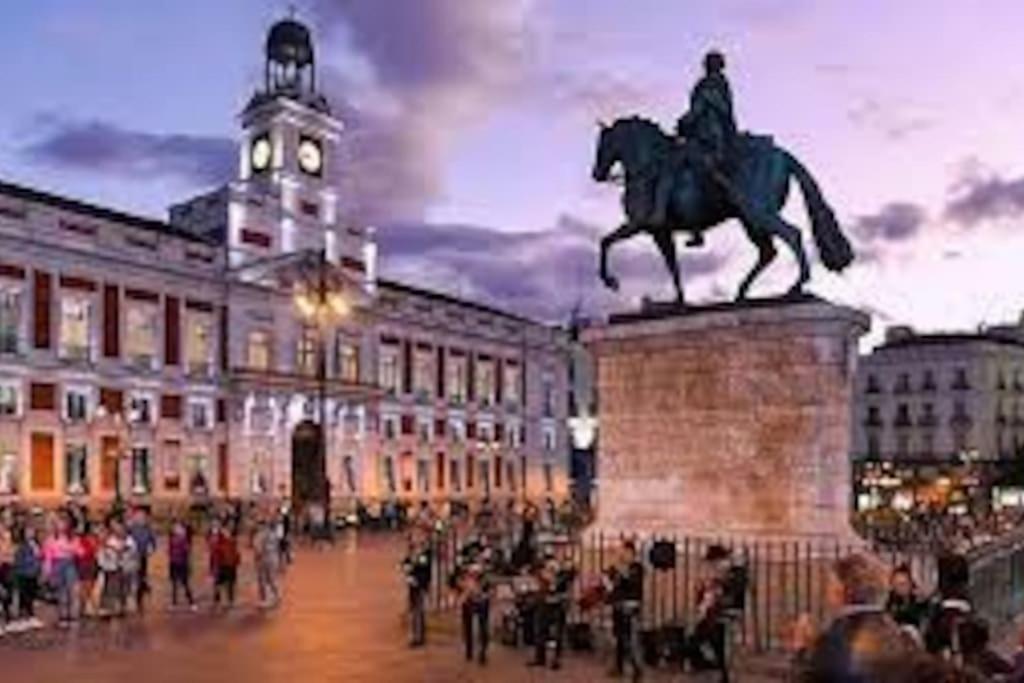 Atocha3 Superb Location - 4bedrooms 2 Baths Madrid