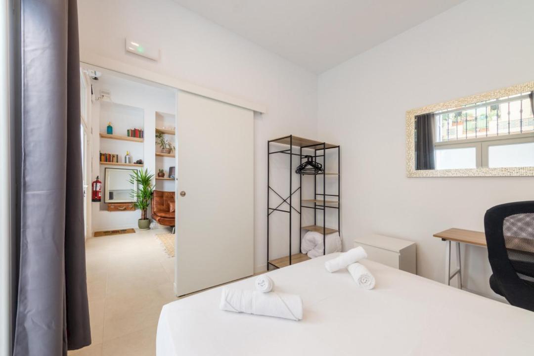 Apartment 2 Bedrooms 1 Bathroom Furnished - Lavapies - Modern Cozy - Mintystay