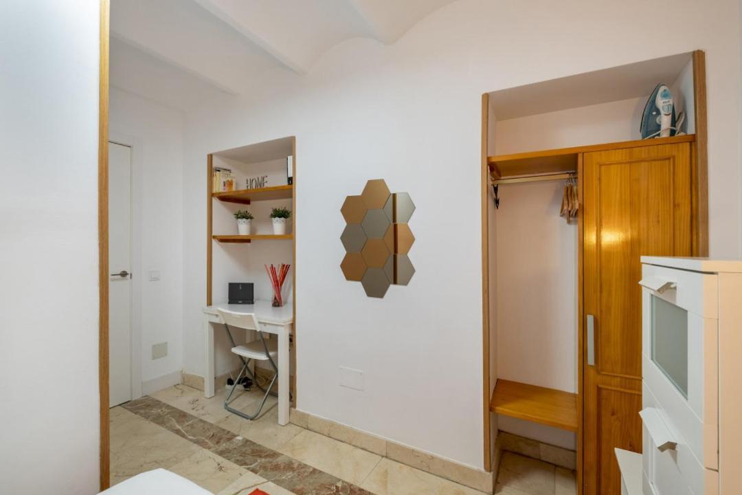 2 Bedroom 1 Bathroom Furnished - Sol - Cozy Vintage - Mintystay Apartamento